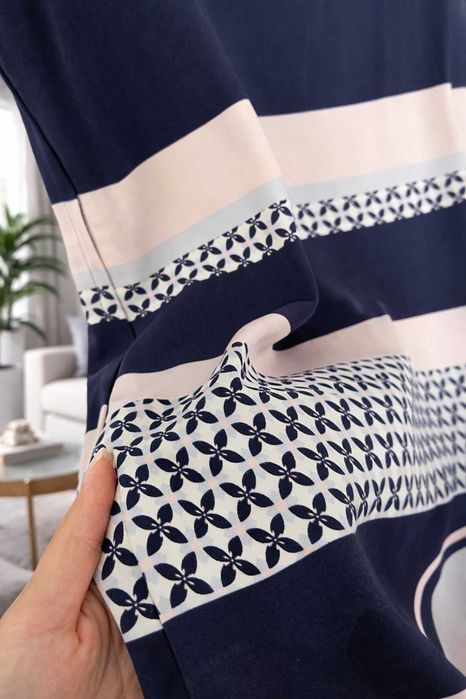 синя дамска рокля права средна дъжина офис модел луксозна h&m райе рае