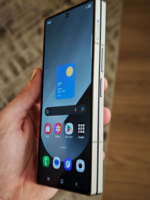 Samsung Z Fold6 (За дисплей)