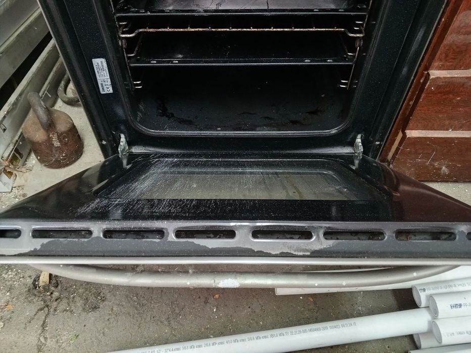 Духовой шкаф (печка)