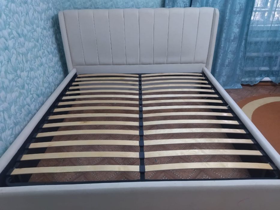 Продам кровать двух спальная