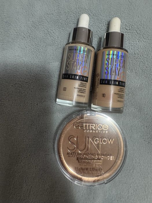 Мейбълин  фон дьо тен и  катрис  пудра