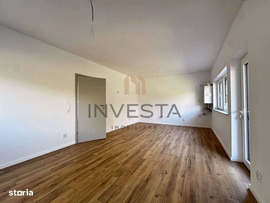 Casa tip duplex de vanzare, constructie noua, strada privata, Floresti