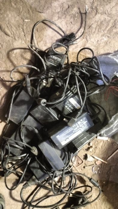 Блок питания 19 волт окола 20 шт