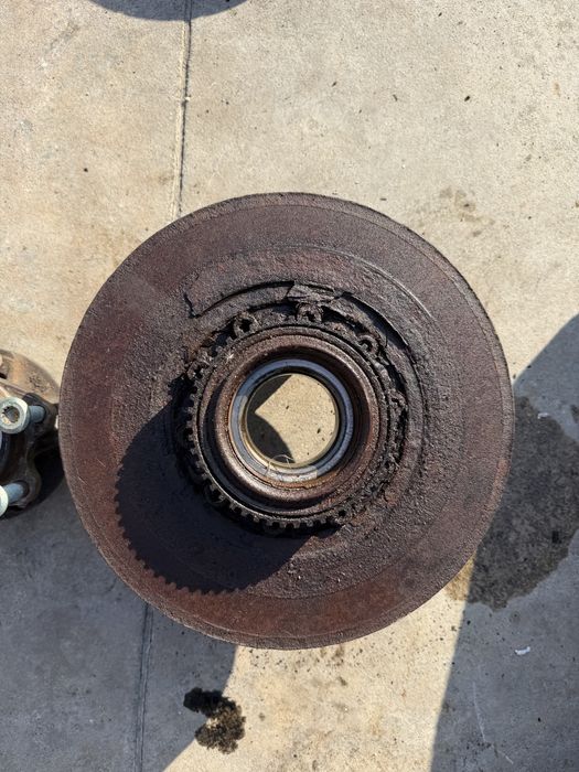 Предна и задна лагер-главина за Ford Transit 2.4 TDCi (2006–2014) RWD