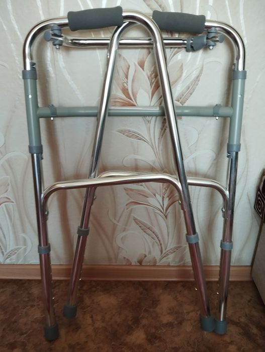 Продам ходунки в идеальном состоянии