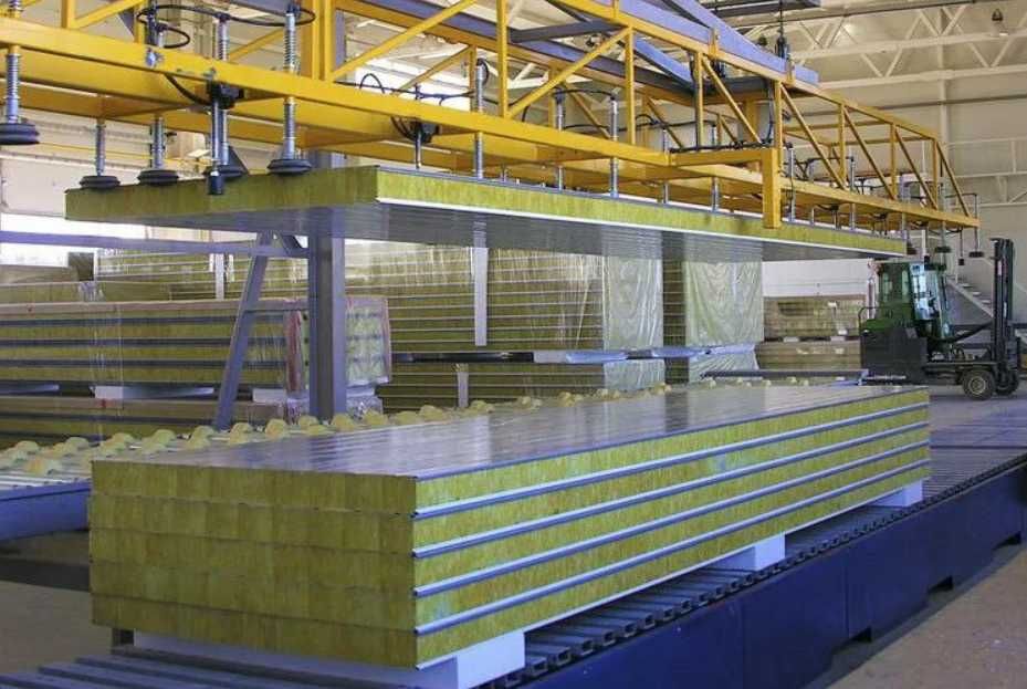 Mineral junli sendvich panellar/Сэндвич-панели с минватой