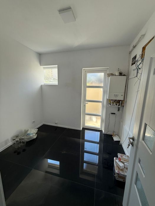 Spatiu comercial de vanzare 84mp