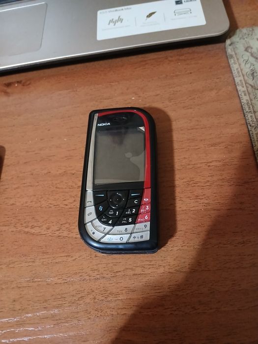 Нокиа 7610 продам