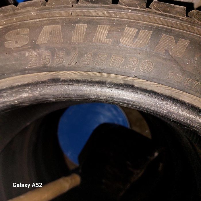 Шины зимние в отличном состоянии