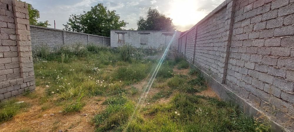 Кибрайский район Кибрайский Водоканал 6-сотых заезд с двух сторон .