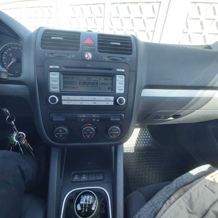 Volkswagen Golf 5 Break An  2008 Motor 1.9 TDI - 105 CP EURO 4