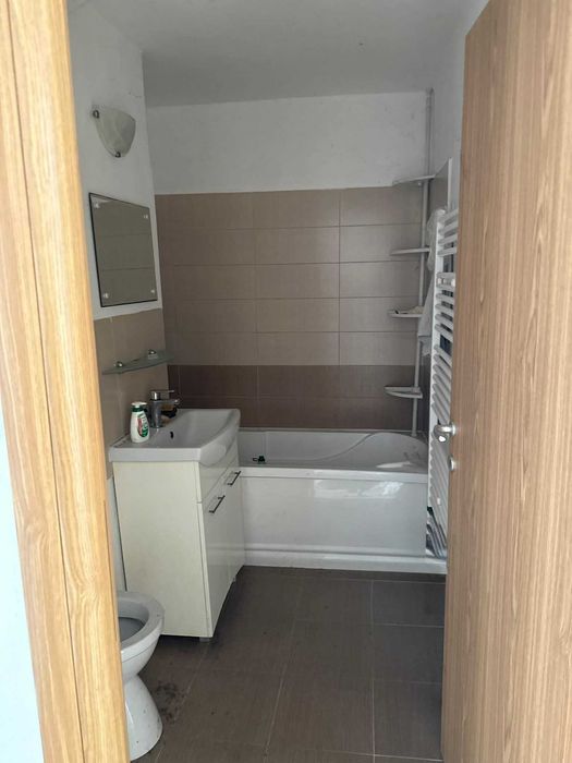 Apartament 4 camere de vânzare - Beclean