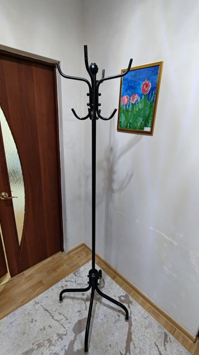 Вешалка напольная