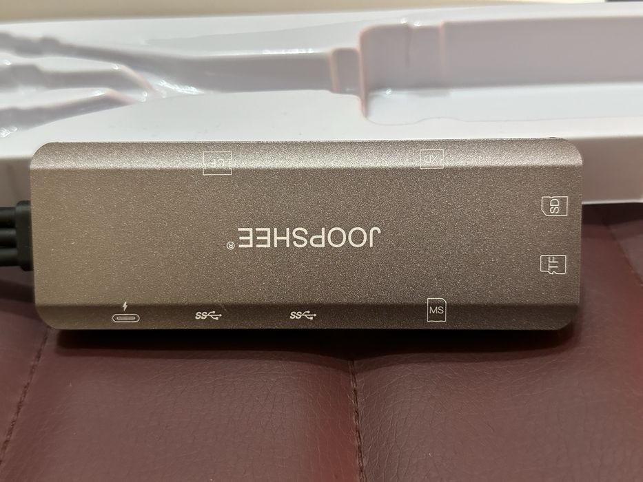 НОВ 8 в 1 мултифункционален четец на карти и трансфер на данни