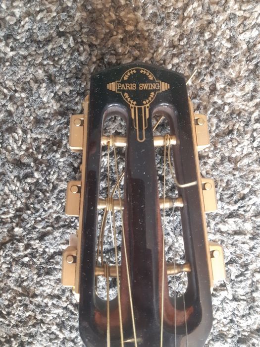 Джаз мануш гитара