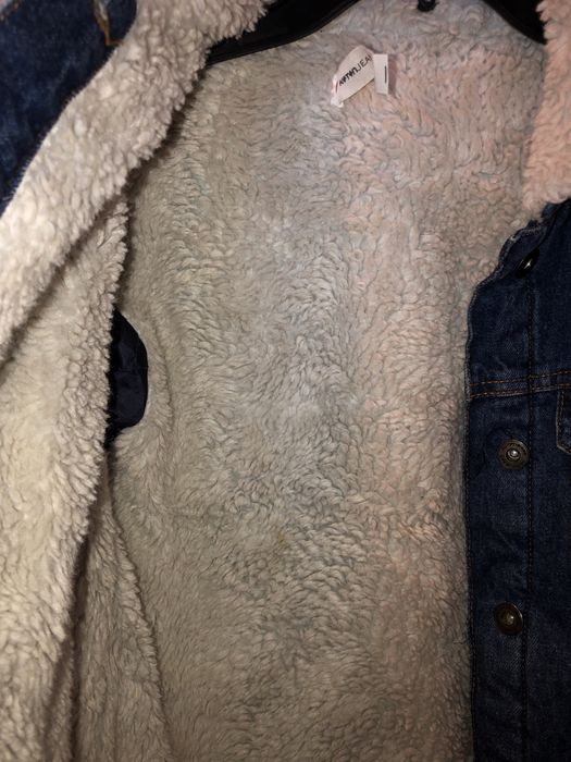 Джинсовая куртка с мехом