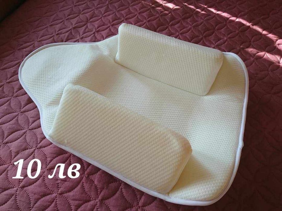 Бебешка хавлия ,спален чувал, възглавница ограничител и пантофки-20/21