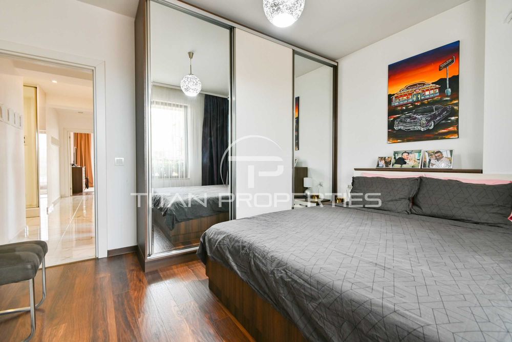 Продава се Тристаен апартамент в София, Хаджи Димитър - 145 кв.м за 2483 €/кв.м - Снимка #1