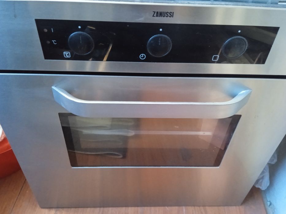 Духовка с поверхностью