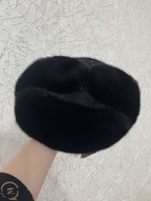 Продам норковую шапку ,размер 60