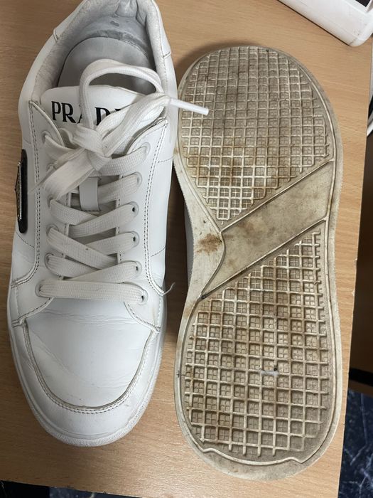 Продам кроссовки