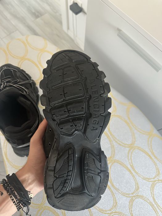 Balenciaga Track