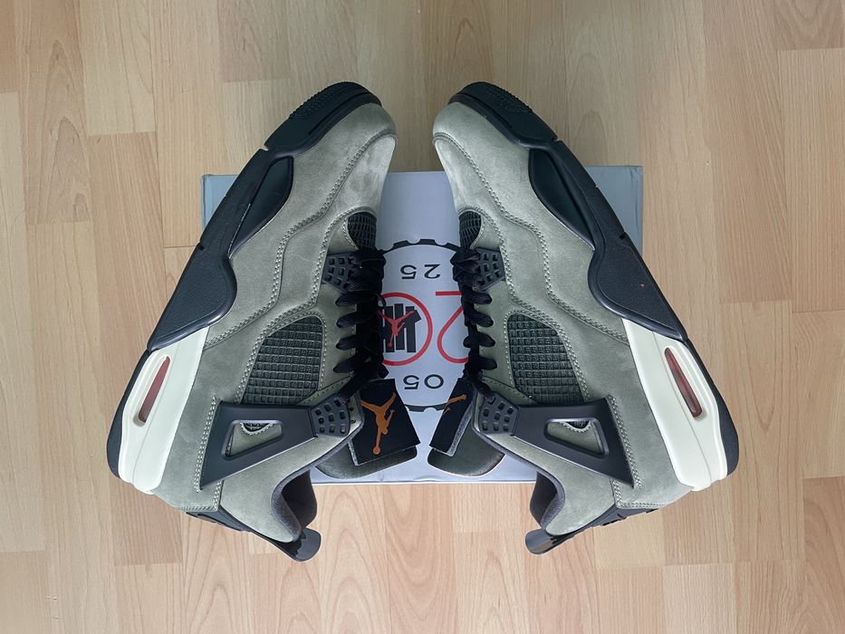 Air Jordan 4 Retro Undefeated