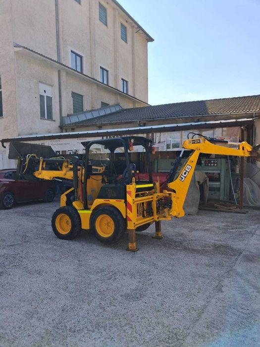 Мини багер JCB 1cx
