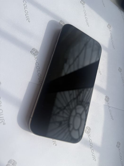 Продам айфон 16 про