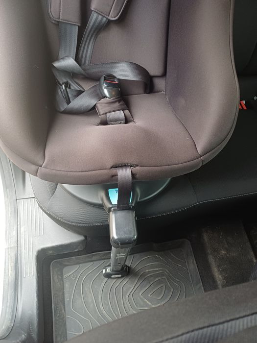 Scaun auto Rotativ 360 Graco Turn2Me Black, 0-18 kg, Negru