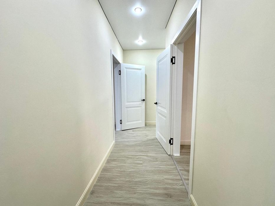 Дом с ремонтом двухэтажный с подвалом