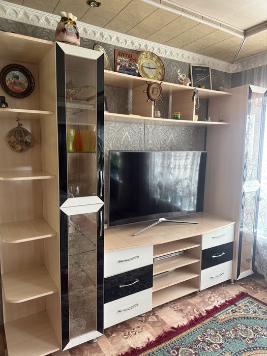 Подставка для телевизора