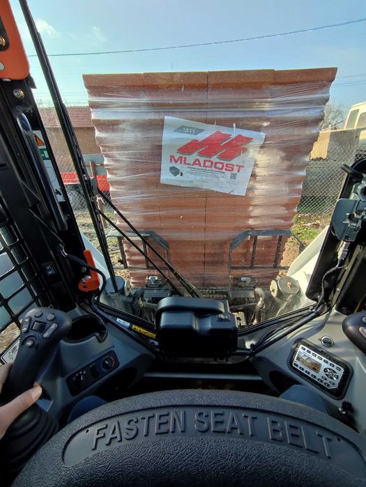 Услуги с мини челен товарач Бобкат Bobcat),транспортни услуги самосвал