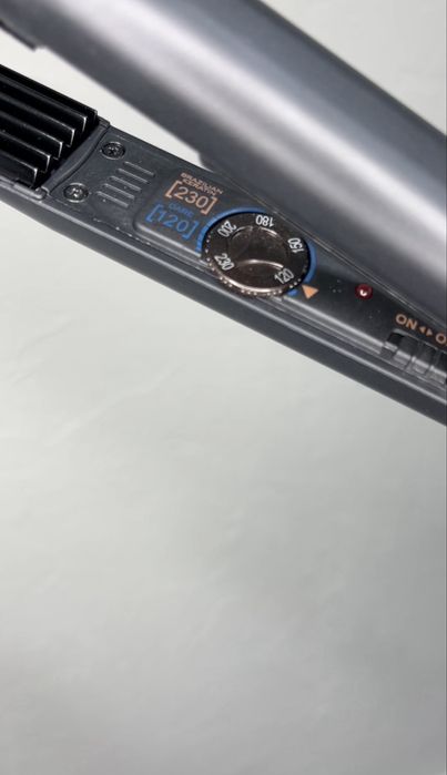 Продам утюжок-гафре Akitz