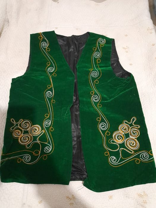 Национальные жилеты