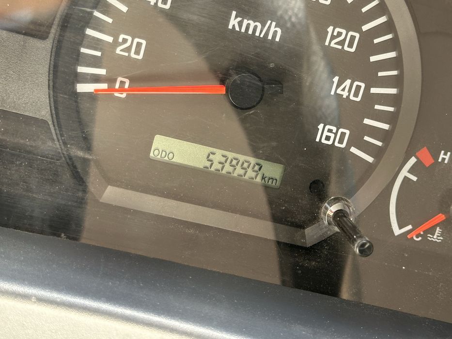 Isuzu samosval 2024