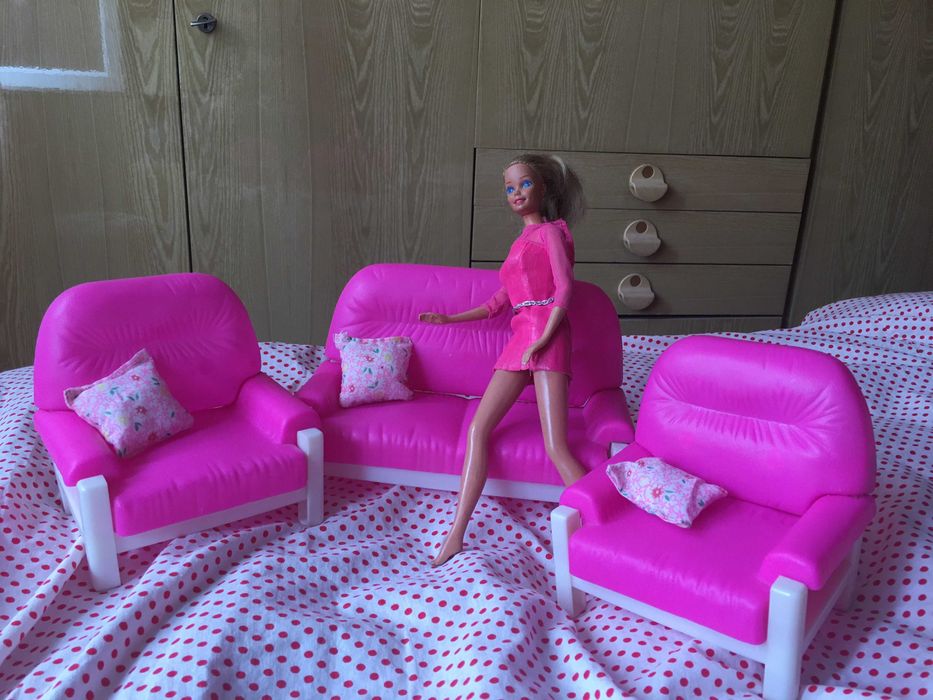 Мебель для куклы Барби в отличном состоянии