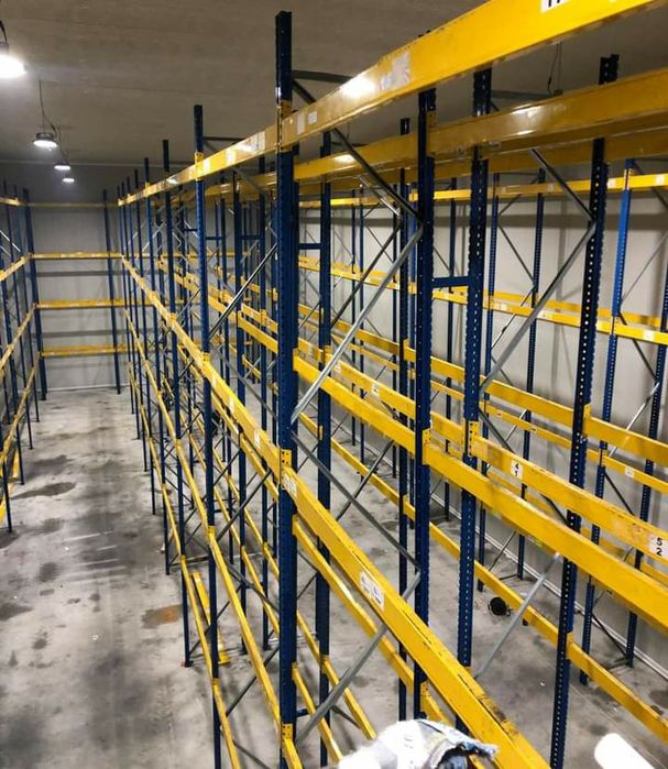 Rafturi metalice 099x999