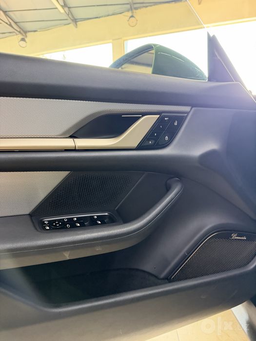 Porsche Taycan 4s 2021г