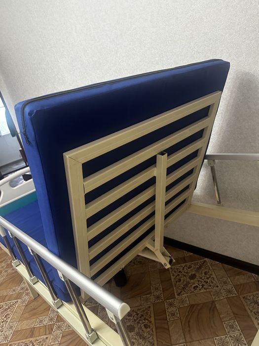 Медицинский кровать