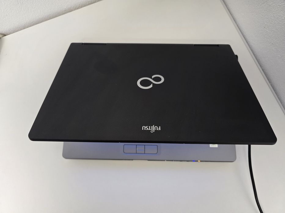Laptop Fujitsu S752 I5