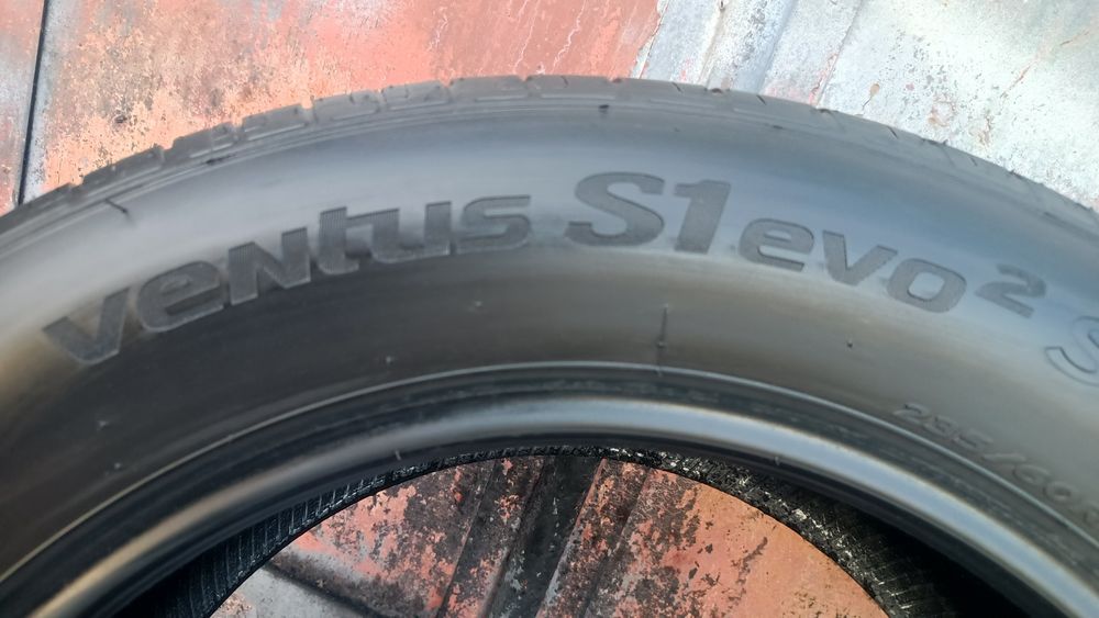 235/60/18 Hankook
