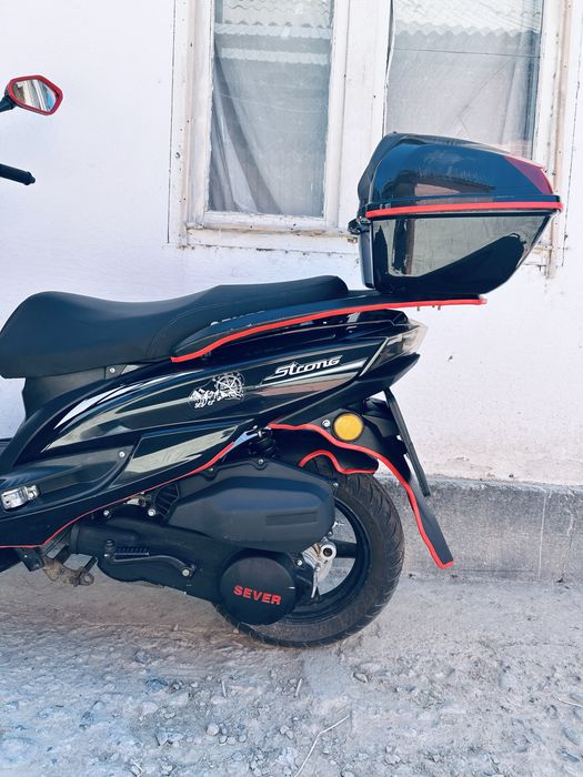 Продам MAXI 180cc мопед