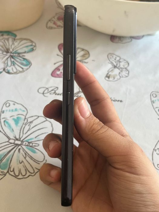 Samsung s22  в б/у состояний