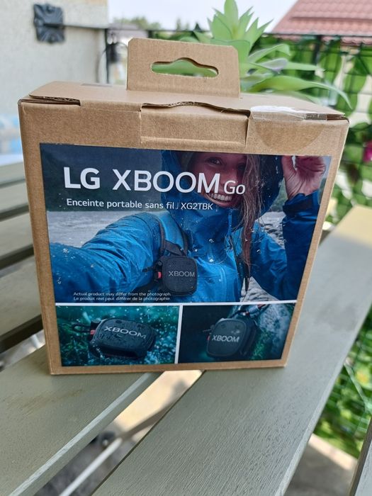 Sigilata boxa LG Xboom Go wireless ,portabila ,bluetooth,10h, rezistenta la apa si praf