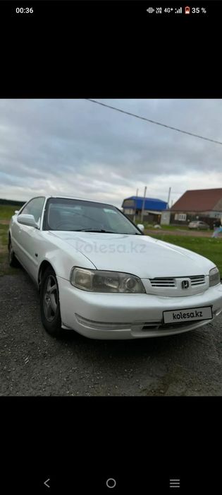 Продам хонду Inspire 1997год объем 2.5.