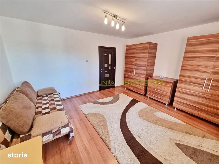 Garsoniera spatioasa de inchiriat str. De Mijloc