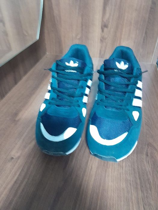 Продам кросовки Adidas