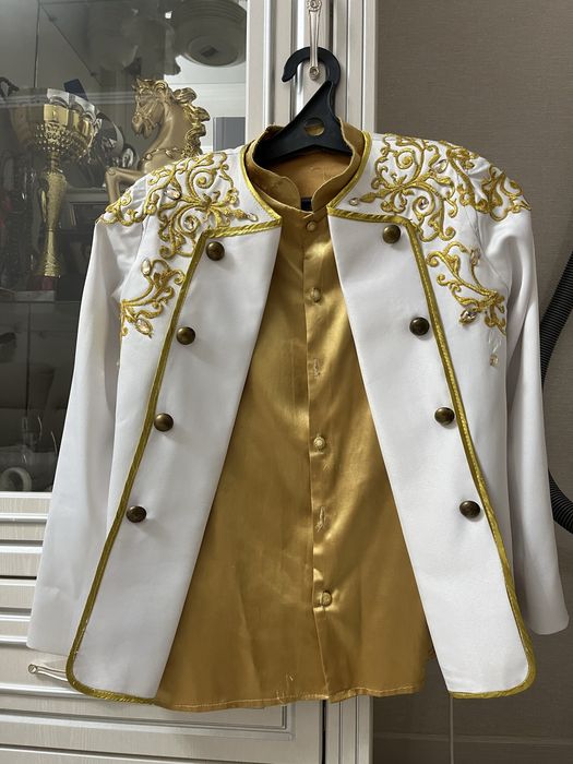 Концертный костюм.