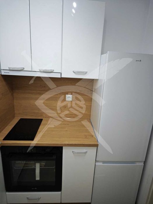 Дава се под наем Тристаен апартамент в София, Връбница 2 - 102 кв.м за 750 € - Снимка #2